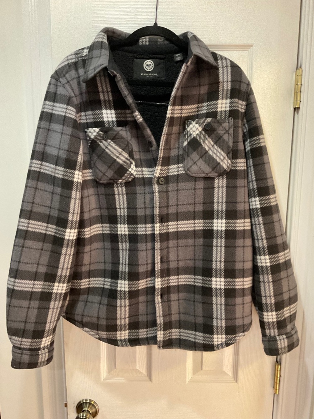 Weatherproof Gray Plaid Sherpa Lined Flannel Men’s Shacket Size: M. Pre Owned